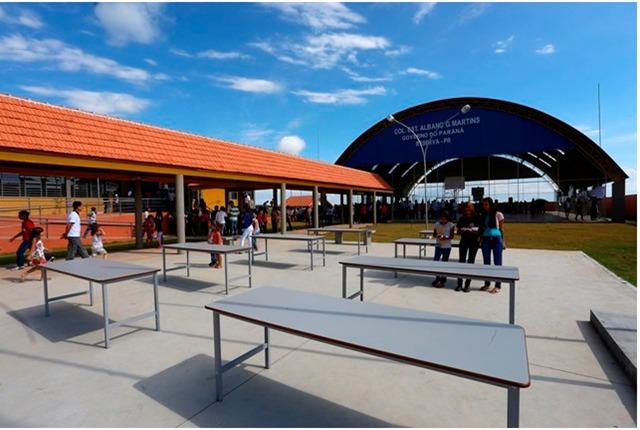 Governo do Paraná, por meio do Instituto Fundepar, repassou mais de R$ 7,6 milhões do Fundo Rotativo para as mais de 2,1 mil escolas estaduais referente à décima parcela da cota normal consumo.