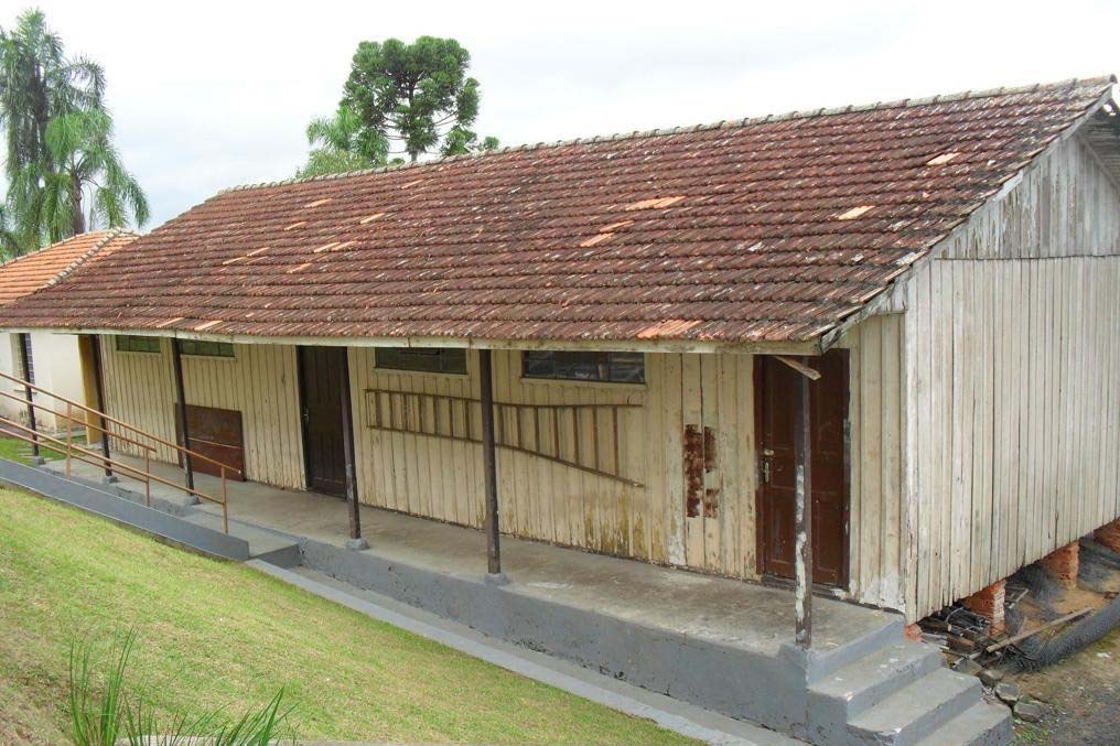 ANTES - CE Menelau de Almeida - NRE Ponta Grossa