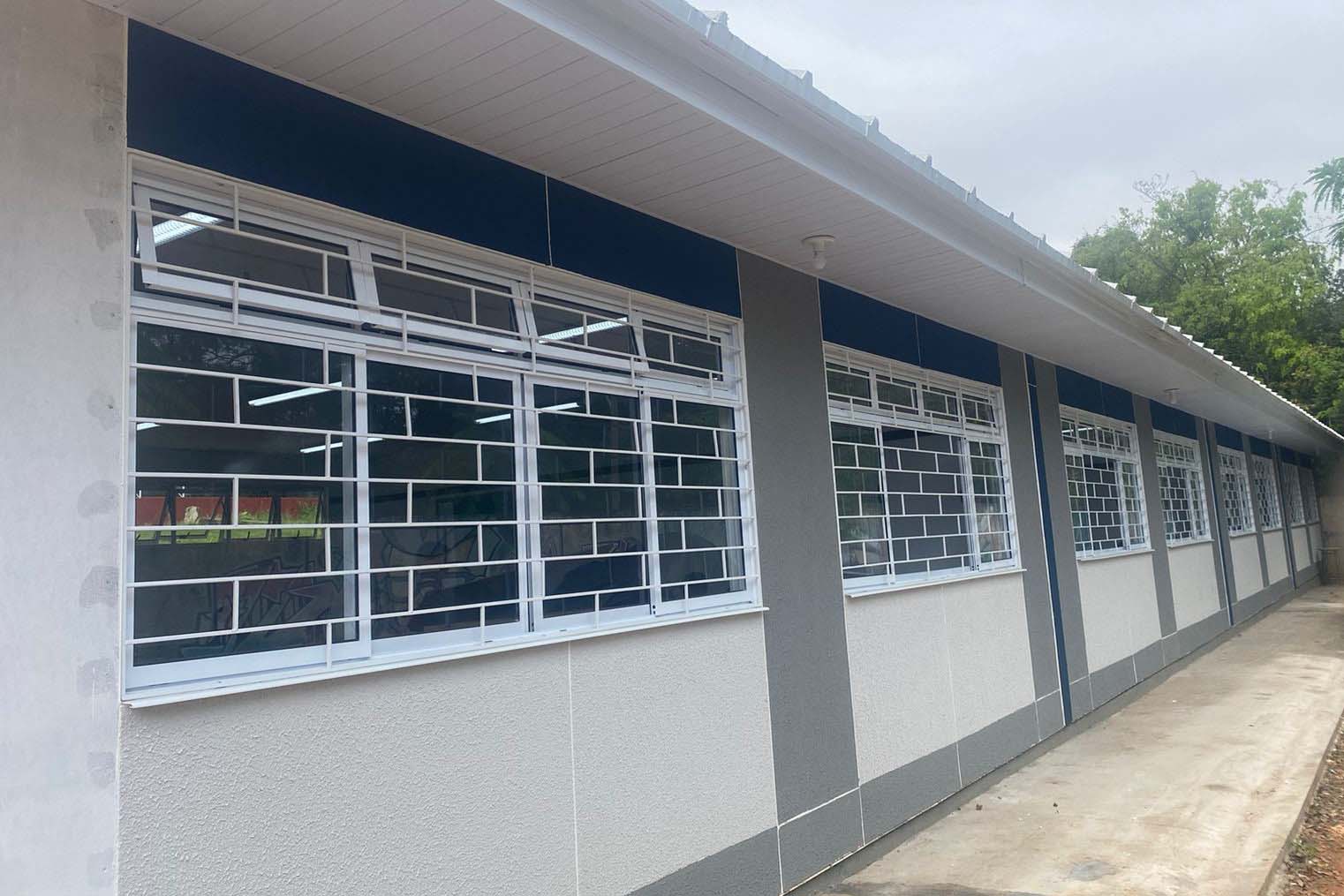 DEPOIS - Colégio Estadual Lincoln S. Coimbra - Araucária - NRE AMS