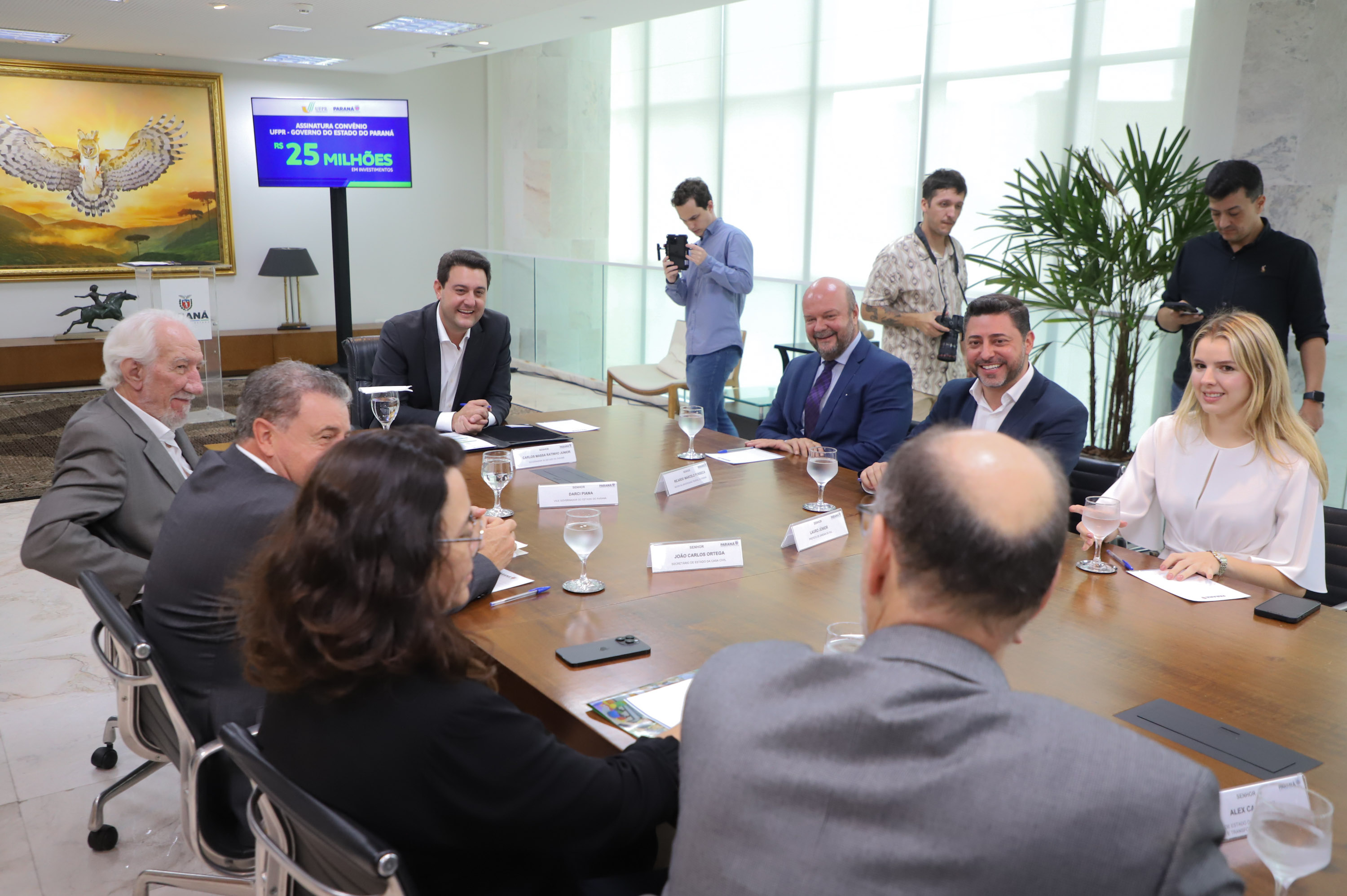 O governador Ratinho Junior assinou o convênio entre o Governo do Estado e a UFPR para construção da sede própria da instituição em Jandaia do Sul, no Vale do Ivaí.