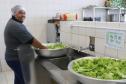 Governo entrega terceira remessa de alimentos para escolas estaduais