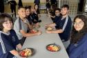 4,3 mil toneladas de alimentos: Governo entrega última remessa da merenda para as escolas