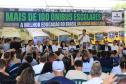 Os 113 ônibus entregues nesta segunda-feira custaram R$ 46,4 milhões e são de dois modelos.