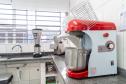 R$ 30 milhões: Estado entrega lava-louças e equipamentos para cozinhas de escolas estaduais