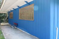 O programa de ressocialização Mãos Amigas, que utiliza a mão de obra de presos para pequenos serviços de manutenção e conservação de prédios escolares, atendeu 90 colégios de oito Núcleos Regionais de Educação no Paraná em 2020. Cerca de 100 presos participaram das ações. 