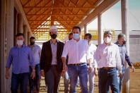 O governador Carlos Massa Ratinho Junior vistoriou nesta terça-feira (3) a obra da nova sede do Centro Estadual de Educação Profissional (CEEP) do Noroeste, também conhecido como Colégio Agrícola do Noroeste, em Diamante do Norte.