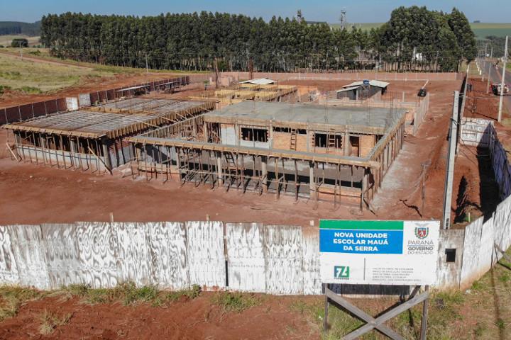 O pequeno município de Mauá da Serra, no Vale do Ivaí, está em contagem regressiva para ganhar sua segunda escola estadual. A nova unidade vai possibilitar que alunos não precisem atravessar a BR-376 para chegar ao centro educacional.