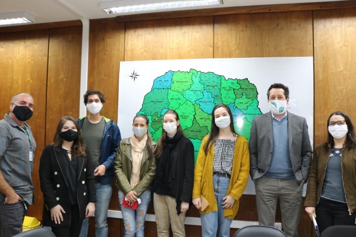 Conexão Restec POP 2020 foi transmitido para as unidades de lotação dos residentes técnicos, em Curitiba no Interior, para promover um alinhamento em relação aos propósitos institucionais e governamentais.