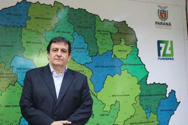 Alexandre Cordeiro, engenheiro civil, assume autarquia responsável pela infraestrutura escolar. Compromisso é atender ainda melhor as demandas necessárias para garantir a qualidade do ensino paranaense.