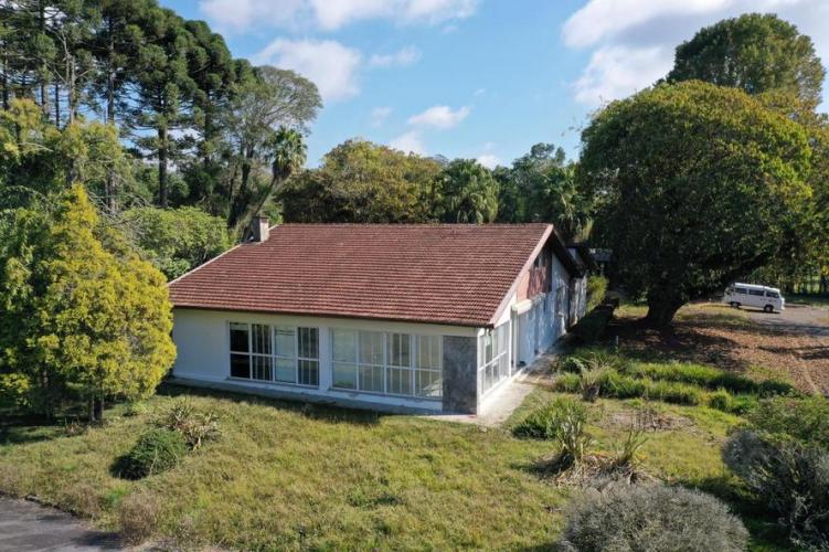 Ex-residência oficial dos governadores paranaenses, imóvel passará por melhorias estruturais para abrigar atividades voltadas à inovação no ensino técnico agrícola. Propriedade dará suporte às disciplinas do Centro Estadual de Educação Profissional Newton Freire Maia, que fica nas proximidades.