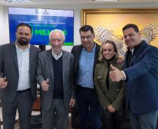 O governador em exercício Darci Piana e o secretario de Educação Roni Miranda, anunciam nesta terça-feira (02) a construção do novo Colégio Estadual Iolando Taques Fonseca