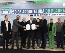 O governador Carlos Massa Ratinho Junior participa nesta segunda-feira (26) do anúncio do vencedor do concurso nacional para seleção do projeto do planetário do Parque da Ciência Newton Freire Maia, em Pinhais