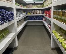 Governo entrega quarta remessa de alimentos para as 2 mil escolas estaduais