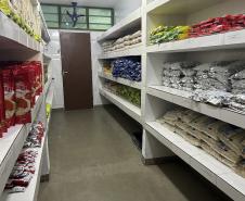 Governo entrega quarta remessa de alimentos para as 2 mil escolas estaduais