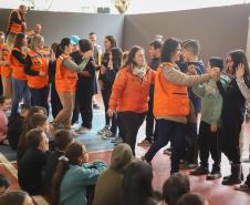 Estado capacita servidores da educação para atuar como brigadistas nas escolas