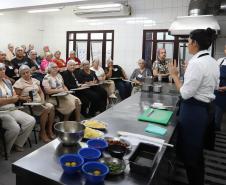Preparação da merenda no Concurso Melhor Merenda Escolar do Paraná