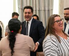 O Governo do Paraná premia as vencedoras do Concurso "A Melhor Merenda do Paraná".