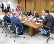 O governador Ratinho Junior assinou o convênio entre o Governo do Estado e a UFPR para construção da sede própria da instituição em Jandaia do Sul, no Vale do Ivaí.