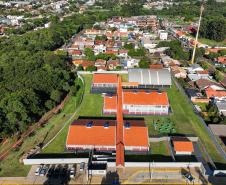 O governador Carlos Massa Ratinho Junior inaugurou nesta terça-feira (11) a nova unidade do Colégio Estadual Jardim Gisella, em Toledo, no Oeste do Paraná. 