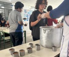 Polpas de frutas nativas enriquecem a merenda nas escolas estaduais do Paraná