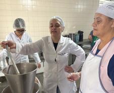 Polpas de frutas nativas enriquecem a merenda nas escolas estaduais do Paraná