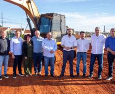 Secretário da Educação visita obras no oeste do estado