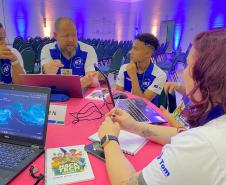 Alunos apresentam ao Fundepar projeto de IA para reduzir desperdício na alimentação escolar