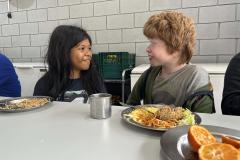 Alimentação escolar Paraná banha de porco