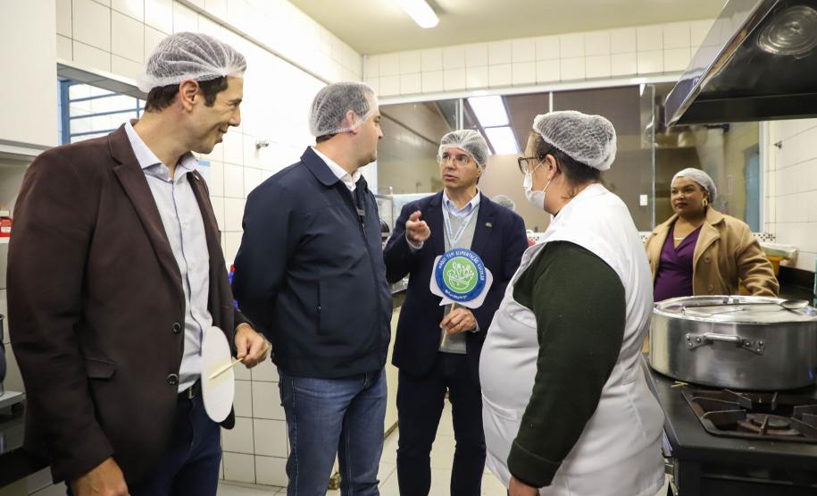 FOTO ALIMENTAÇÃO