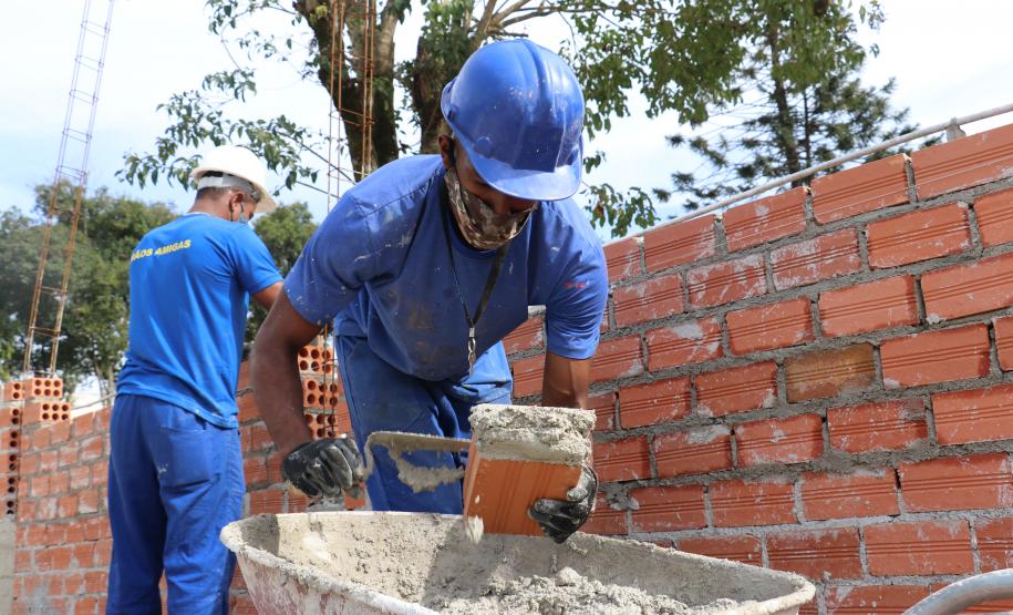 Programa Mãos Amigas promove a ressocialização de presos e traz economia para o Estado