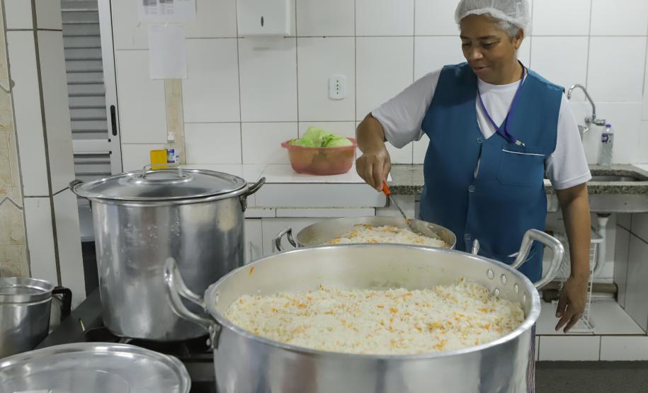 Alimentação escolar no Paraná tem aprovação superior a 84% entre pais e estudantes