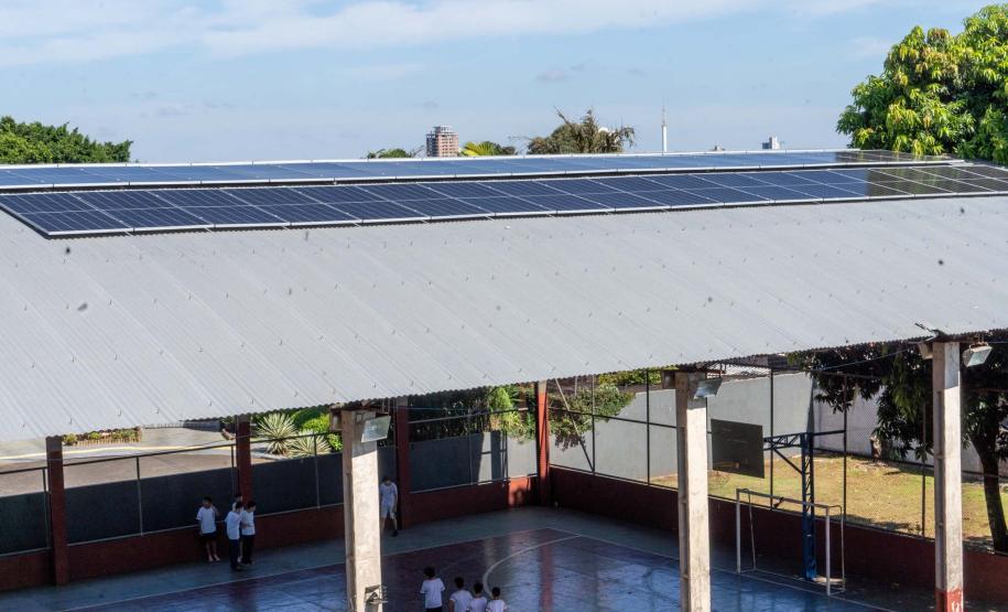 Governador anuncia pacote para educação com seis novas escolas, ampliações e placas solares
