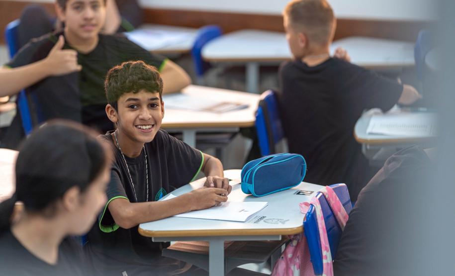 Sete salas antigas de madeiras do Colégio do Campo Percy Teixeira de Faria foram substituídas por estruturas do modelo de ecoconstrução, que emprega madeira e placas estruturais de reflorestamento.