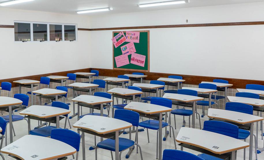 Sete salas antigas de madeiras do Colégio do Campo Percy Teixeira de Faria foram substituídas por estruturas do modelo de ecoconstrução, que emprega madeira e placas estruturais de reflorestamento.