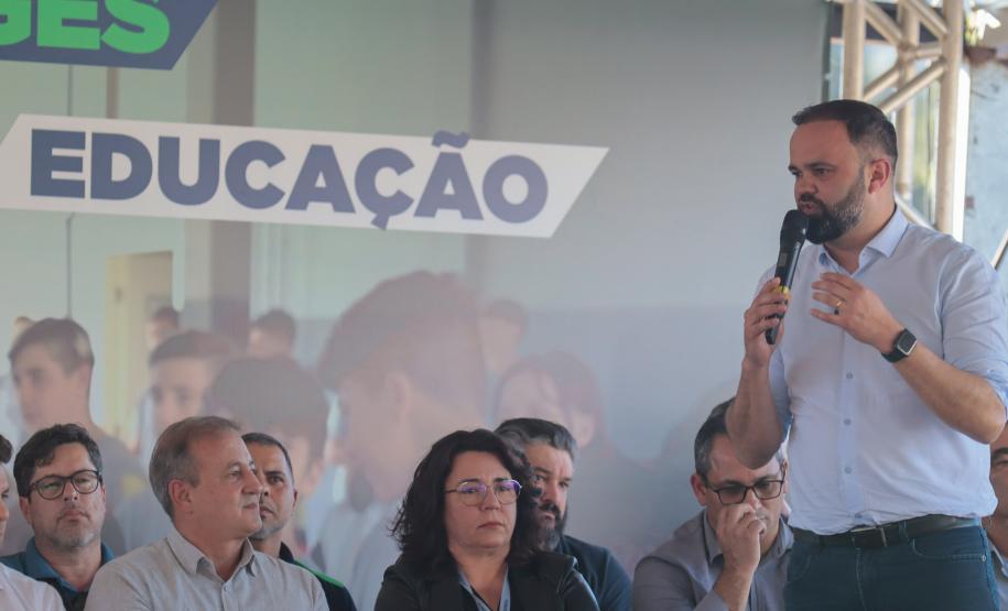 Estado investirá R$ 46,8 milhões em Sengés para pavimentação e construção de escola