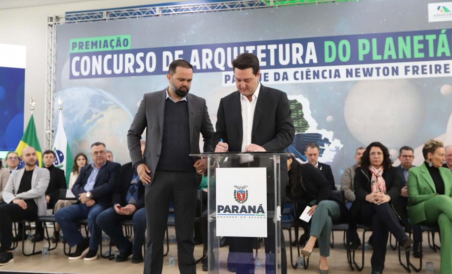 O governador Carlos Massa Ratinho Junior participa nesta segunda-feira (26) do anúncio do vencedor do concurso nacional para seleção do projeto do planetário do Parque da Ciência Newton Freire Maia, em Pinhais