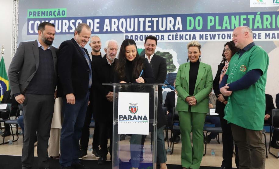 O governador Carlos Massa Ratinho Junior participa nesta segunda-feira (26) do anúncio do vencedor do concurso nacional para seleção do projeto do planetário do Parque da Ciência Newton Freire Maia, em Pinhais