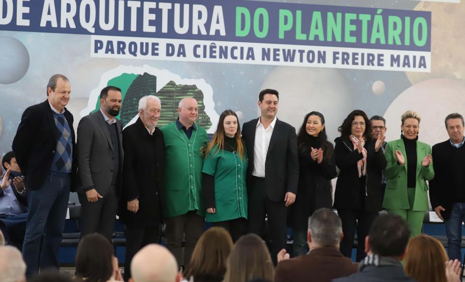 O governador Carlos Massa Ratinho Junior participa nesta segunda-feira (26) do anúncio do vencedor do concurso nacional para seleção do projeto do planetário do Parque da Ciência Newton Freire Maia, em Pinhais