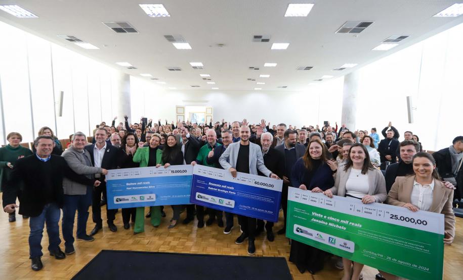 O governador Carlos Massa Ratinho Junior participa nesta segunda-feira (26) do anúncio do vencedor do concurso nacional para seleção do projeto do planetário do Parque da Ciência Newton Freire Maia, em Pinhais