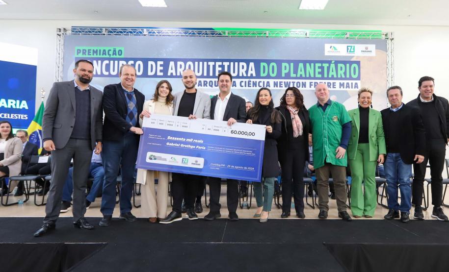 O governador Carlos Massa Ratinho Junior participa nesta segunda-feira (26) do anúncio do vencedor do concurso nacional para seleção do projeto do planetário do Parque da Ciência Newton Freire Maia, em Pinhais