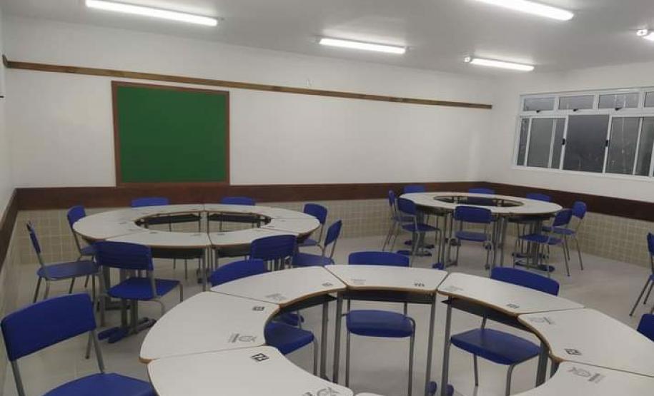 DEPOIS - CE Prof. Maria da Graça Siqueira Silvae Liima - Araucária - NRE AMS