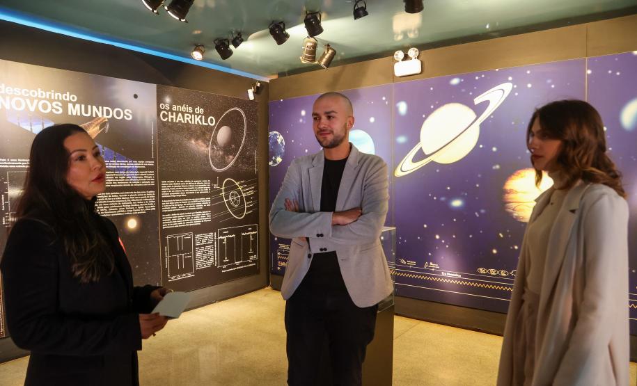 A primeira-dama Luciana Saito Massa visita o Parque da Ciência.