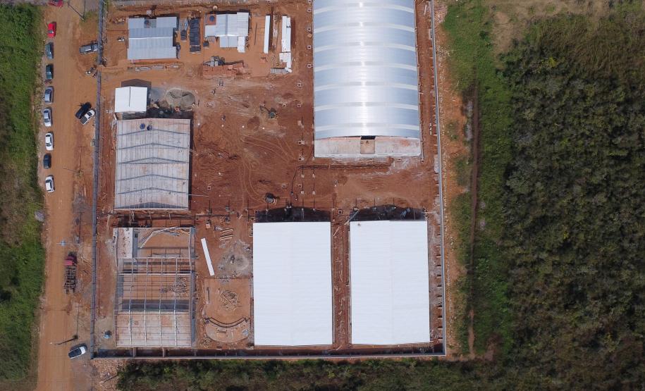 Novo prédio da escola Deputado Aníbal Khury em Guaratuba tem 65% das obras executadas