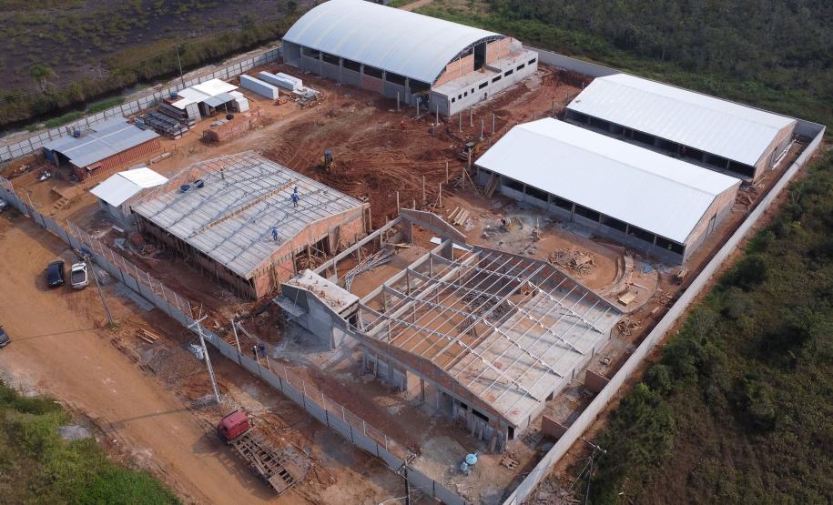 Novo prédio da escola Deputado Aníbal Khury em Guaratuba tem 65% das obras executadas