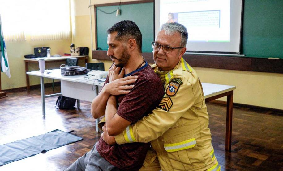 Estado capacita servidores da educação para atuar como brigadistas nas escolas