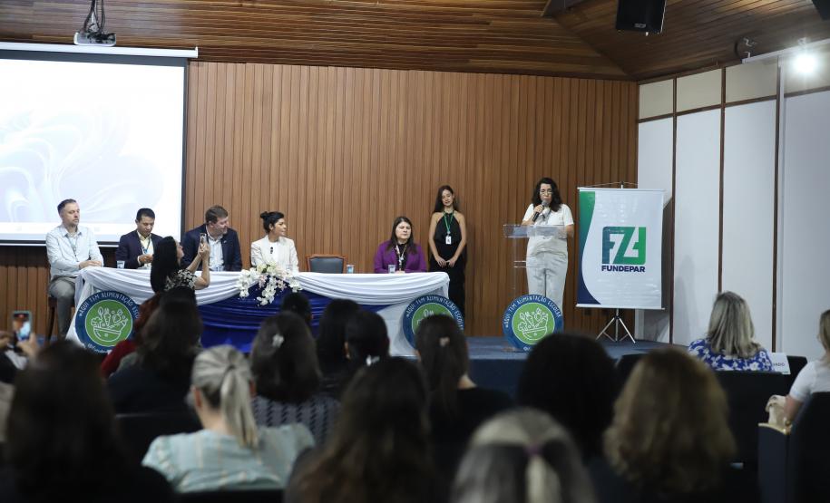 Preparação da merenda no Concurso Melhor Merenda Escolar do Paraná