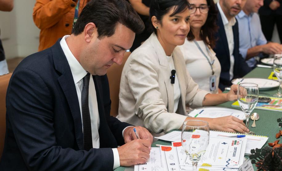 Anúncio das vencedoras do concurso Melhor Merenda do Paraná