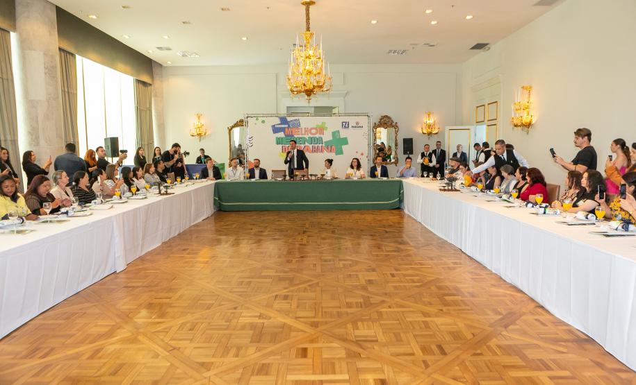 Anúncio das vencedoras do concurso Melhor Merenda do Paraná