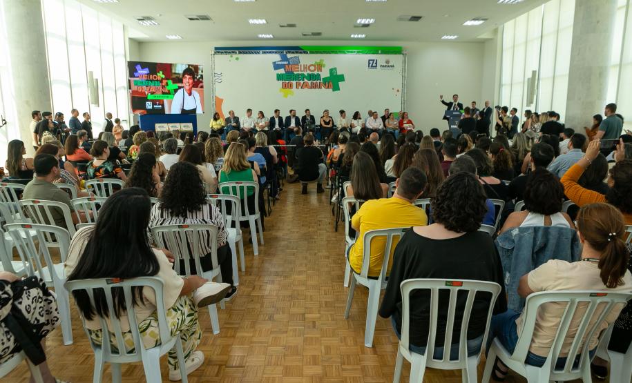 Anúncio das vencedoras do concurso Melhor Merenda do Paraná
