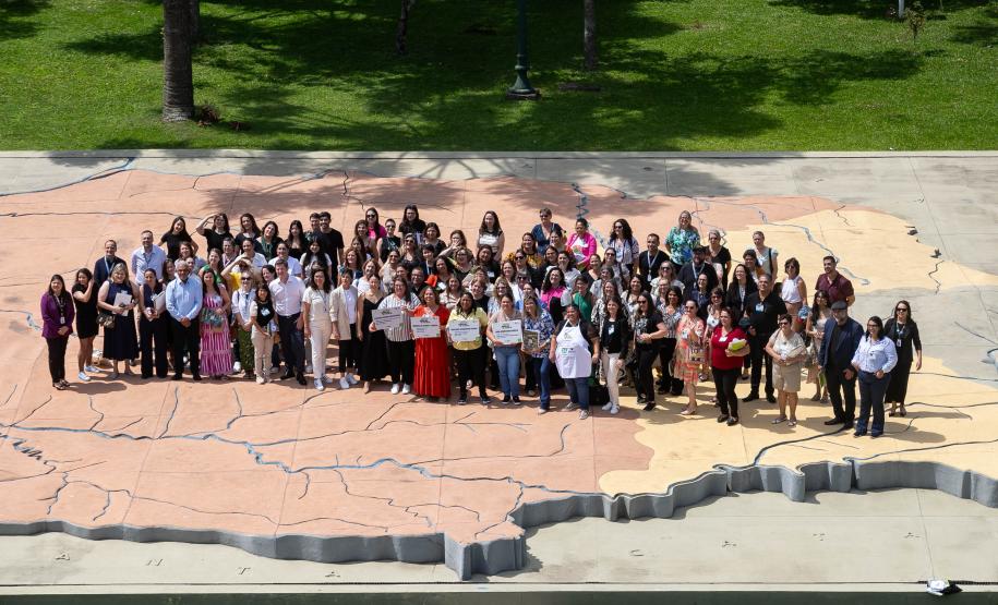 Anúncio das vencedoras do concurso Melhor Merenda do Paraná